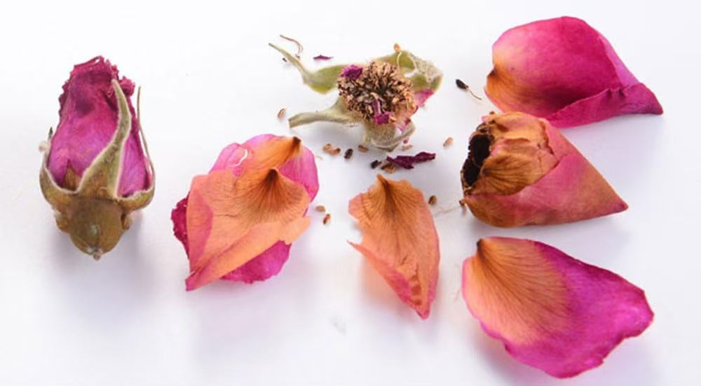 Dried Rose Buds Edible for Tea, Baking, Crafting - Red Rose Buds 3.5oz/100G